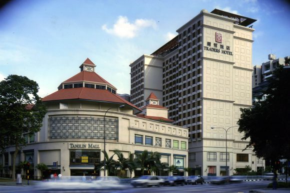 Tanglin Mall / Traders Hotel